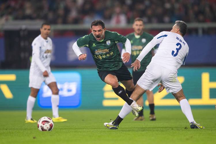 场吸引防守 场吸引防守