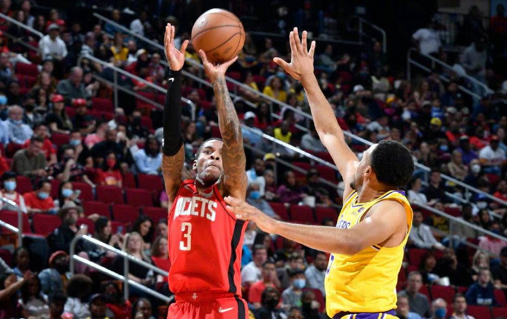 再逼对手犯 再逼对手犯